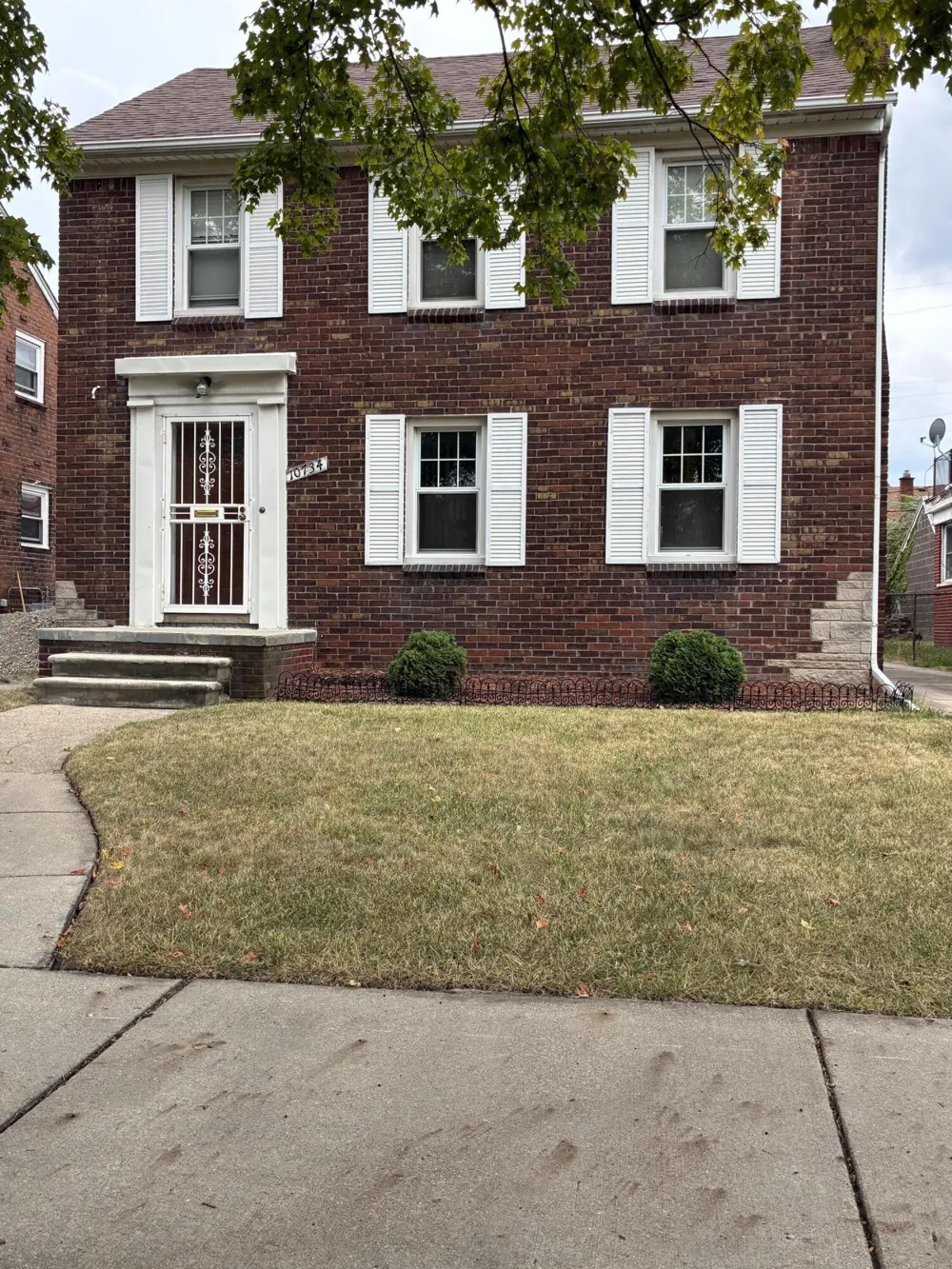 10734 E Outer Drive E Detroit, MI 48224