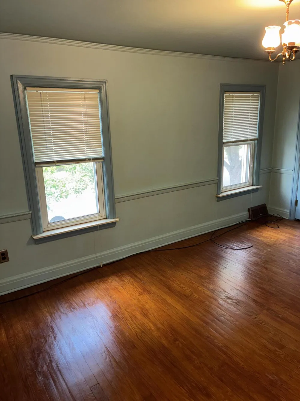 10734 E Outer Drive E Detroit, MI 48224