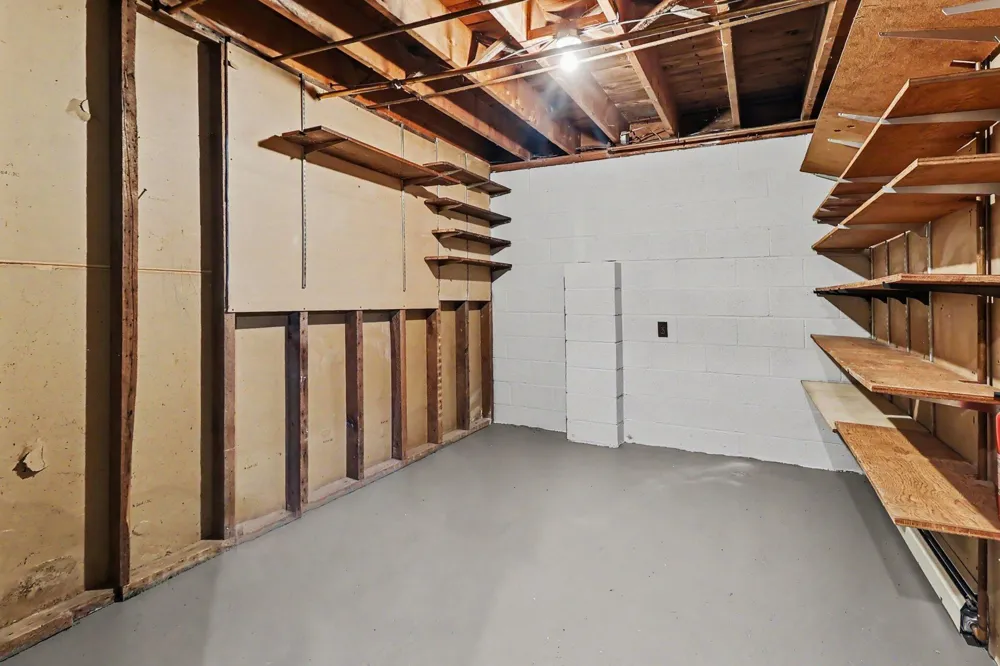 1061 E Fountain Road Free Soil, MI 49411