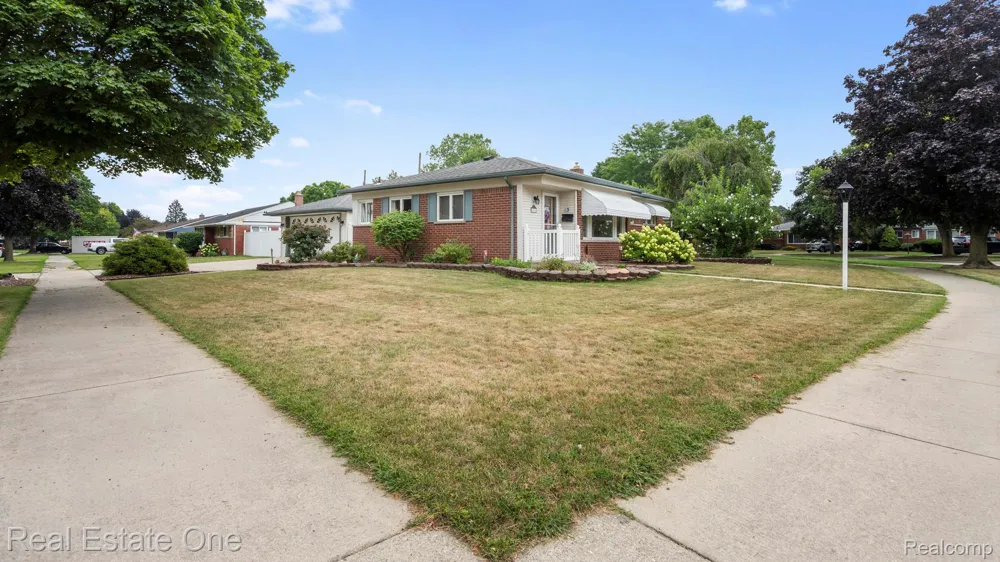 24748 Munson Street Taylor City, MI 48180