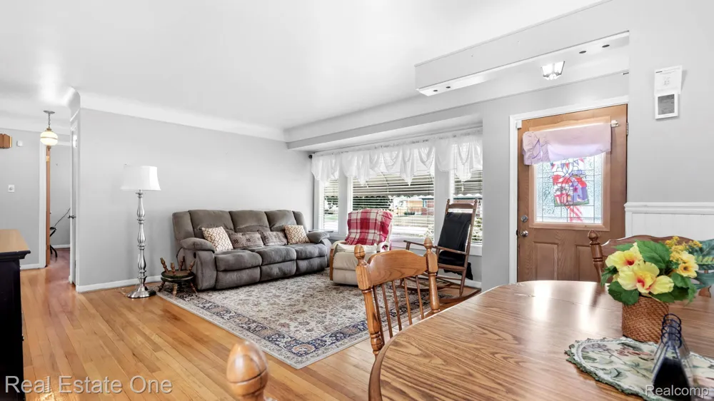 24748 Munson Street Taylor City, MI 48180