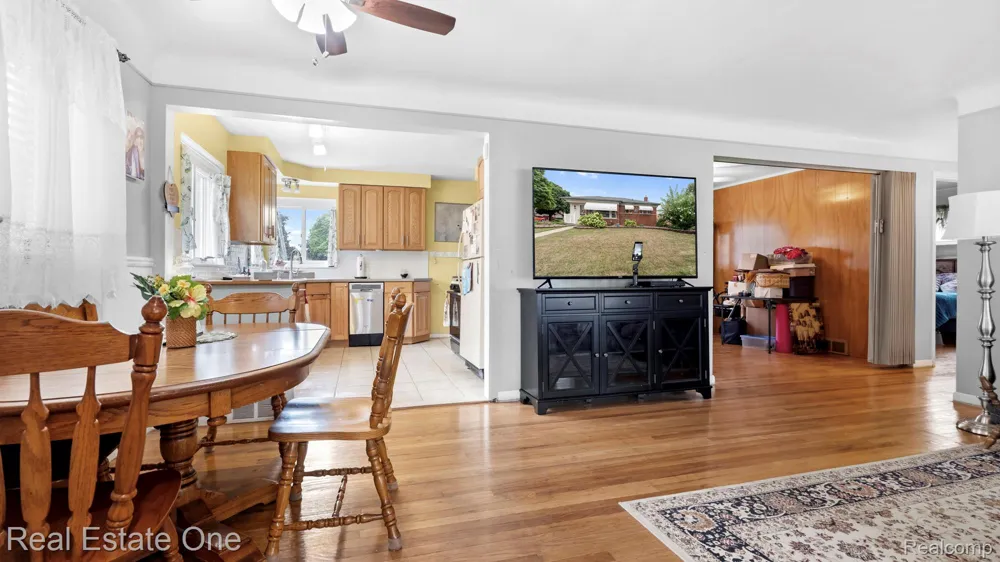 24748 Munson Street Taylor City, MI 48180