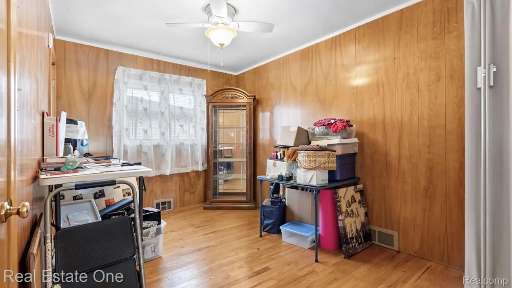 24748 Munson Street Taylor City, MI 48180