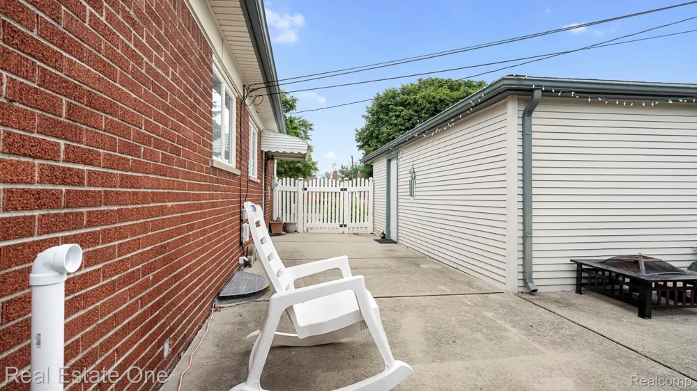 24748 Munson Street Taylor City, MI 48180