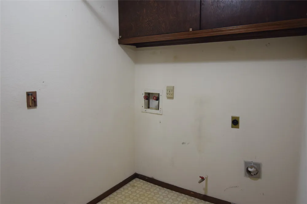 1220 S Chestnut Avenue Broken Arrow, OK 74012