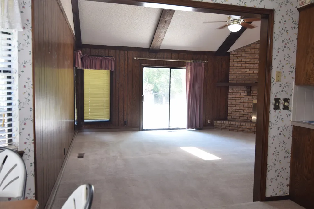 1220 S Chestnut Avenue Broken Arrow, OK 74012