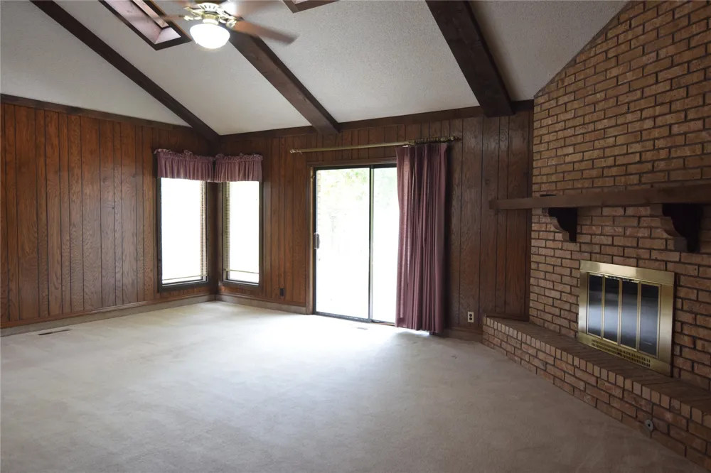 1220 S Chestnut Avenue Broken Arrow, OK 74012