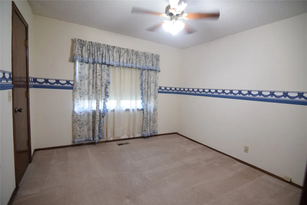 1220 S Chestnut Avenue Broken Arrow, OK 74012