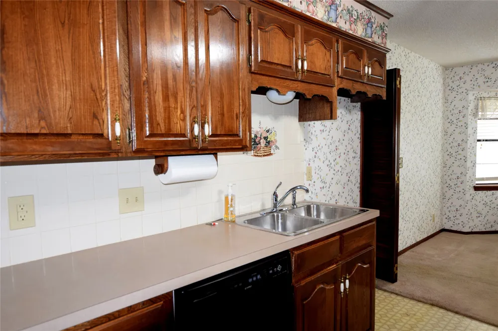 1220 S Chestnut Avenue Broken Arrow, OK 74012