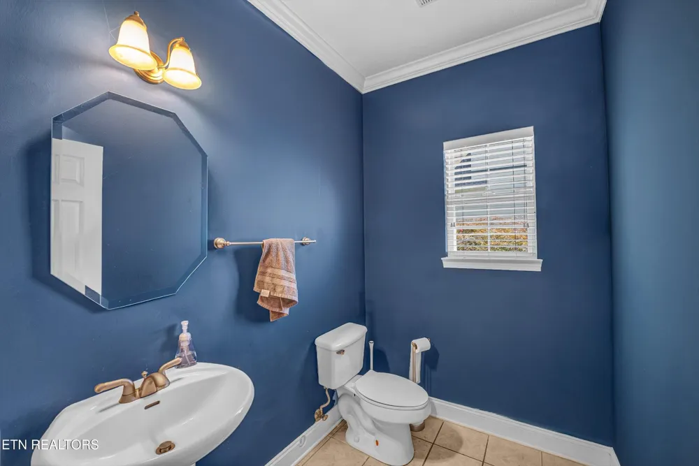 5021 Magic Lantern Drive Knoxville, TN 37918