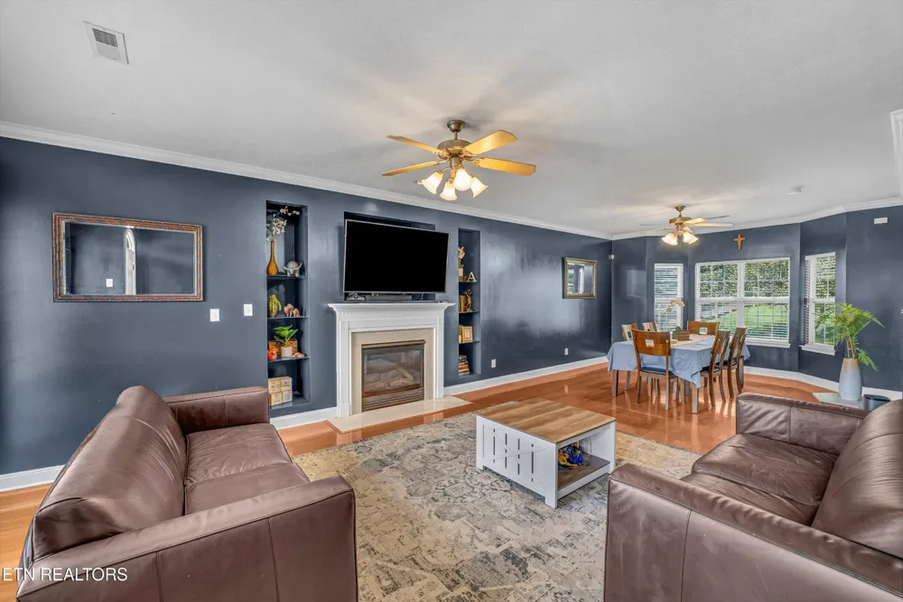 5021 Magic Lantern Drive Knoxville, TN 37918