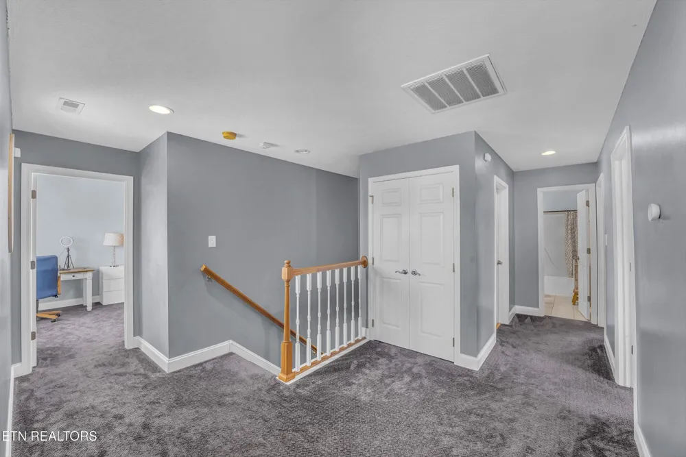 5021 Magic Lantern Drive Knoxville, TN 37918