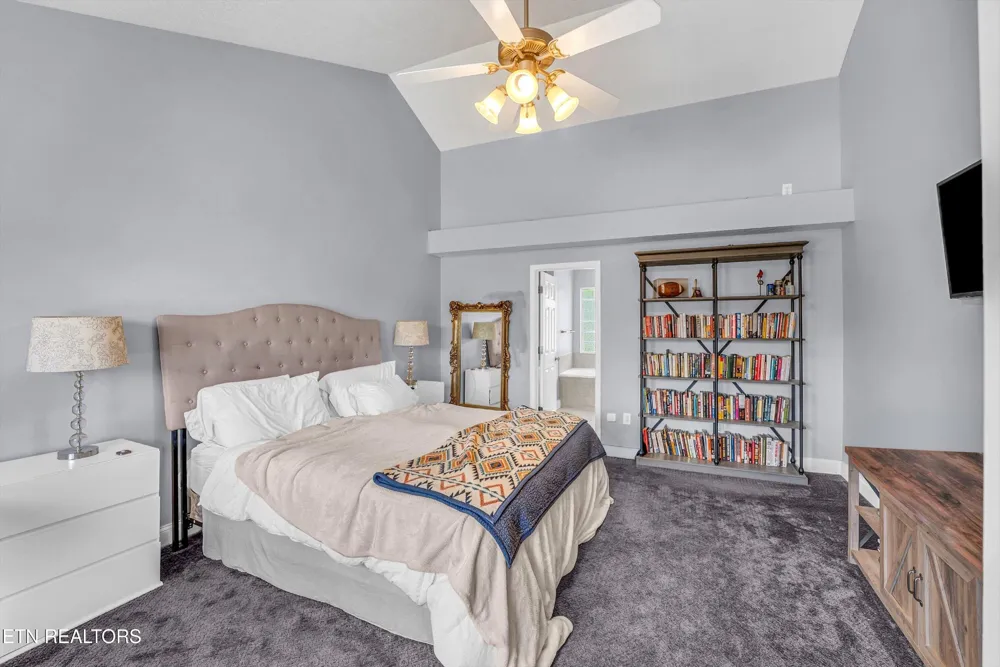 5021 Magic Lantern Drive Knoxville, TN 37918