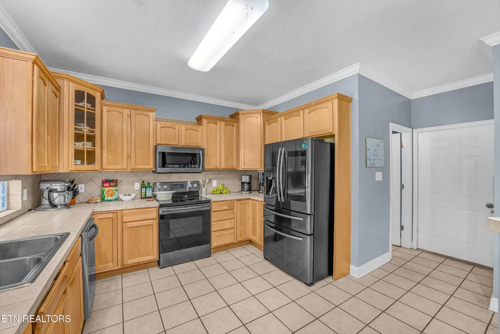 5021 Magic Lantern Drive Knoxville, TN 37918