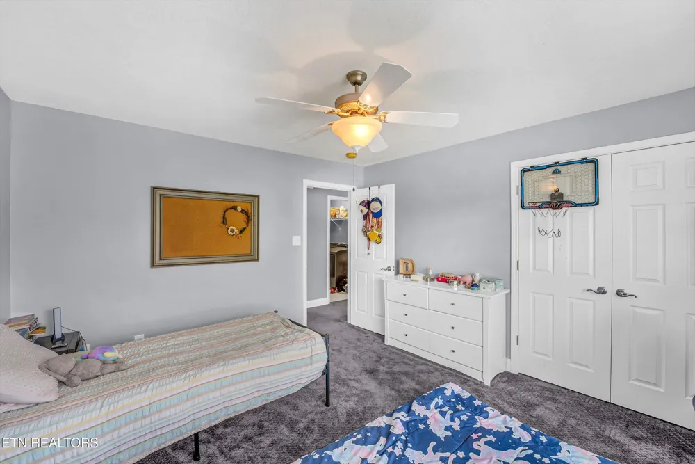 5021 Magic Lantern Drive Knoxville, TN 37918