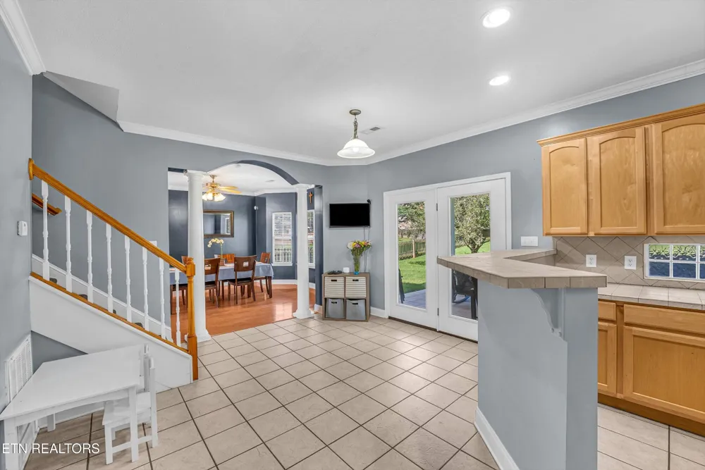 5021 Magic Lantern Drive Knoxville, TN 37918