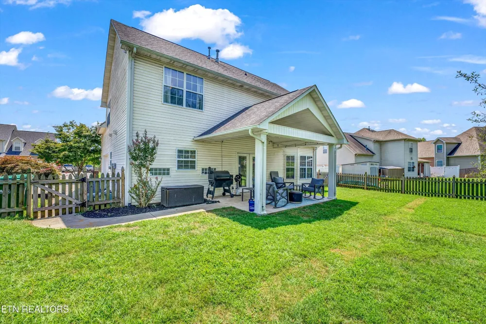 5021 Magic Lantern Drive Knoxville, TN 37918