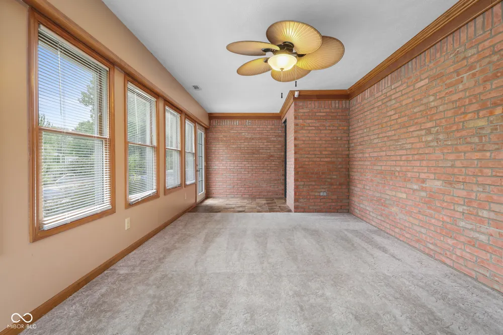 3622 Fountain View Drive Greenwood, IN 46143