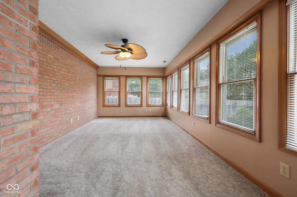 3622 Fountain View Drive Greenwood, IN 46143