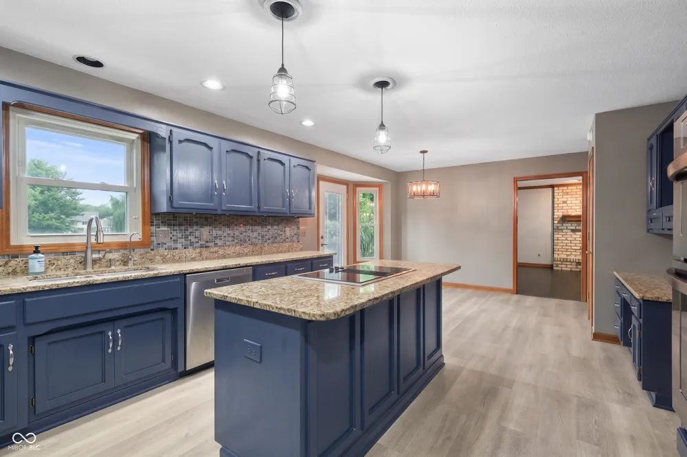 3622 Fountain View Drive Greenwood, IN 46143