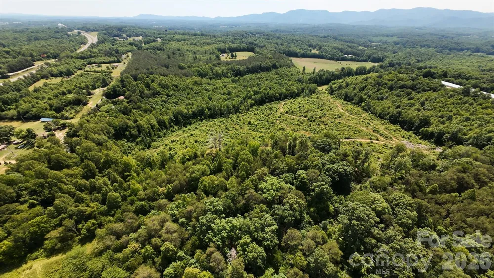 3469 Jamestown Road Morganton, NC 28655