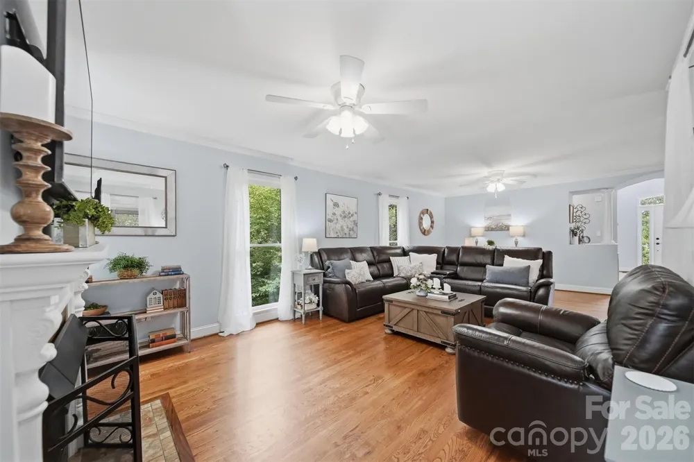 6253 Riviera Run Estates Drive Hickory, NC 28601
