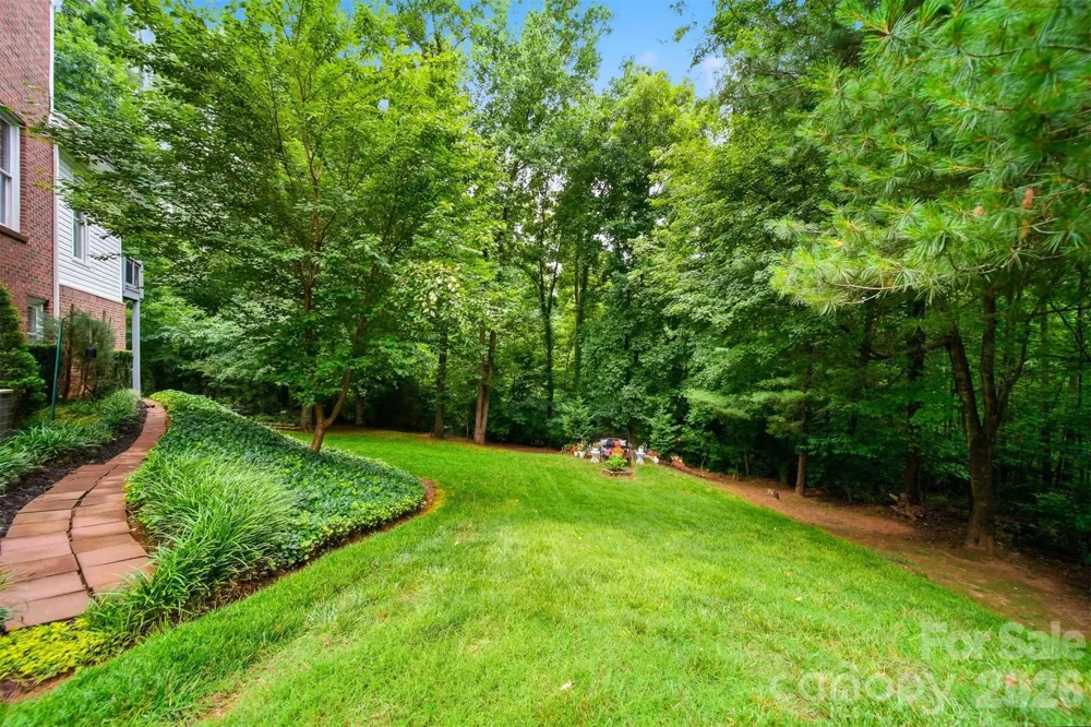 6253 Riviera Run Estates Drive Hickory, NC 28601