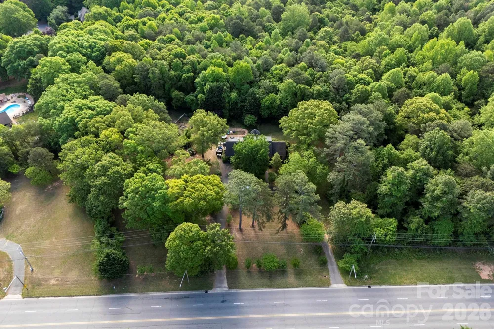 3110 Robinwood Road Gastonia, NC 28054