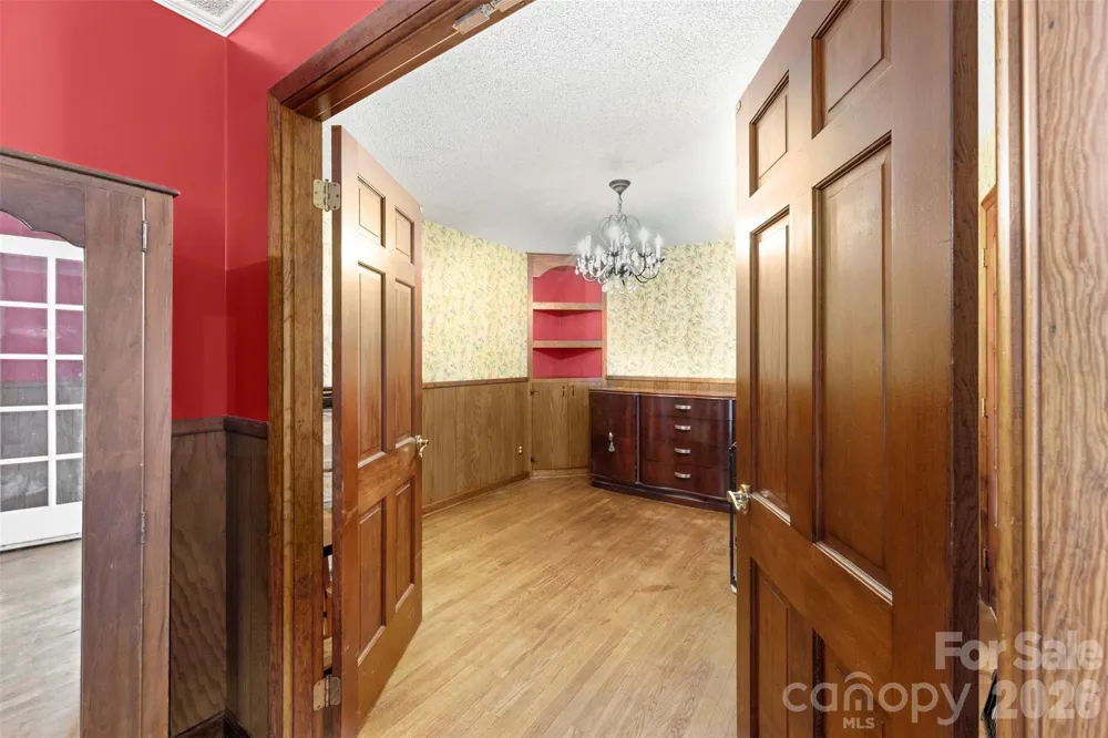 3110 Robinwood Road Gastonia, NC 28054