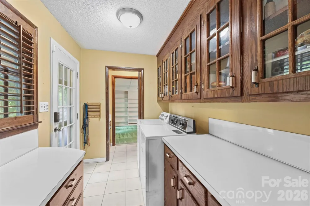 3110 Robinwood Road Gastonia, NC 28054
