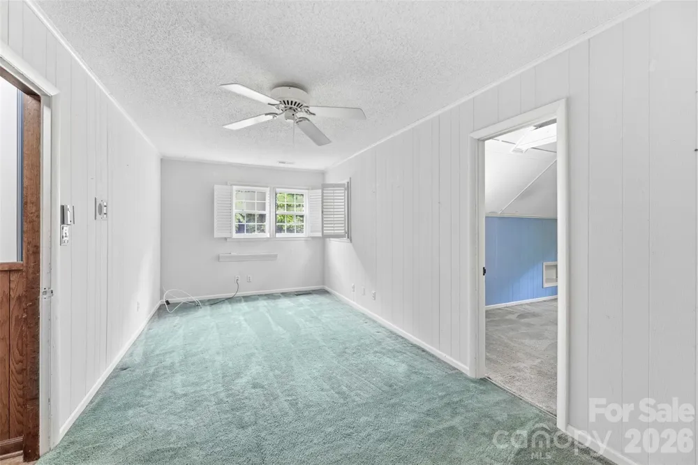 3110 Robinwood Road Gastonia, NC 28054