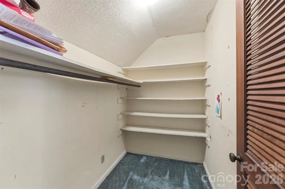 3110 Robinwood Road Gastonia, NC 28054