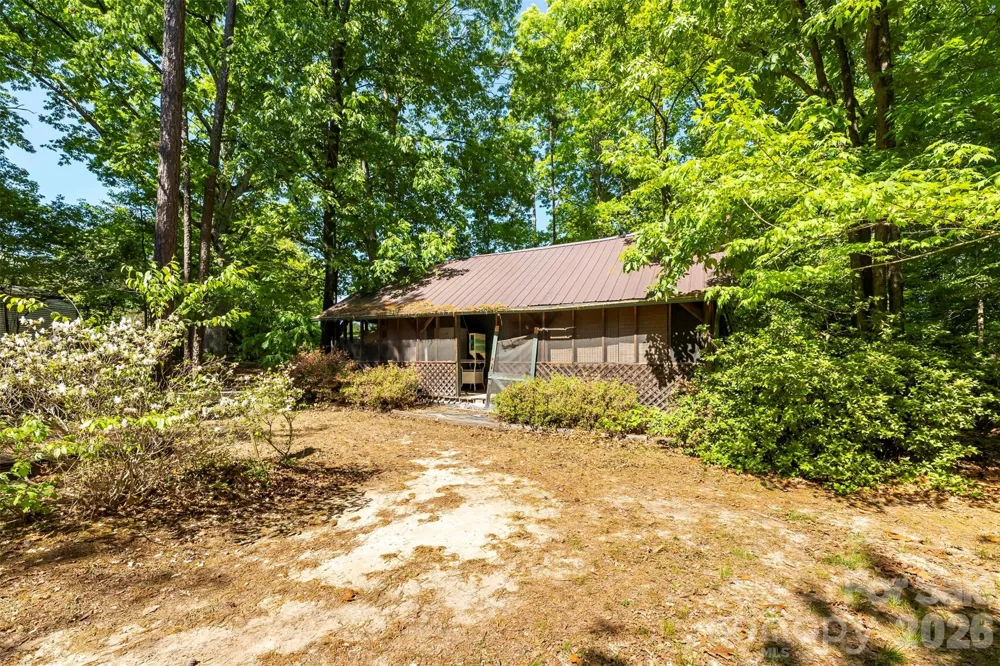 3110 Robinwood Road Gastonia, NC 28054