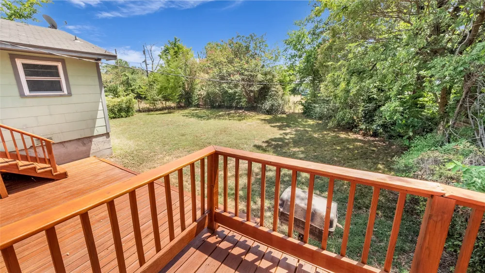 1528 W Day Street Denison, TX 75020