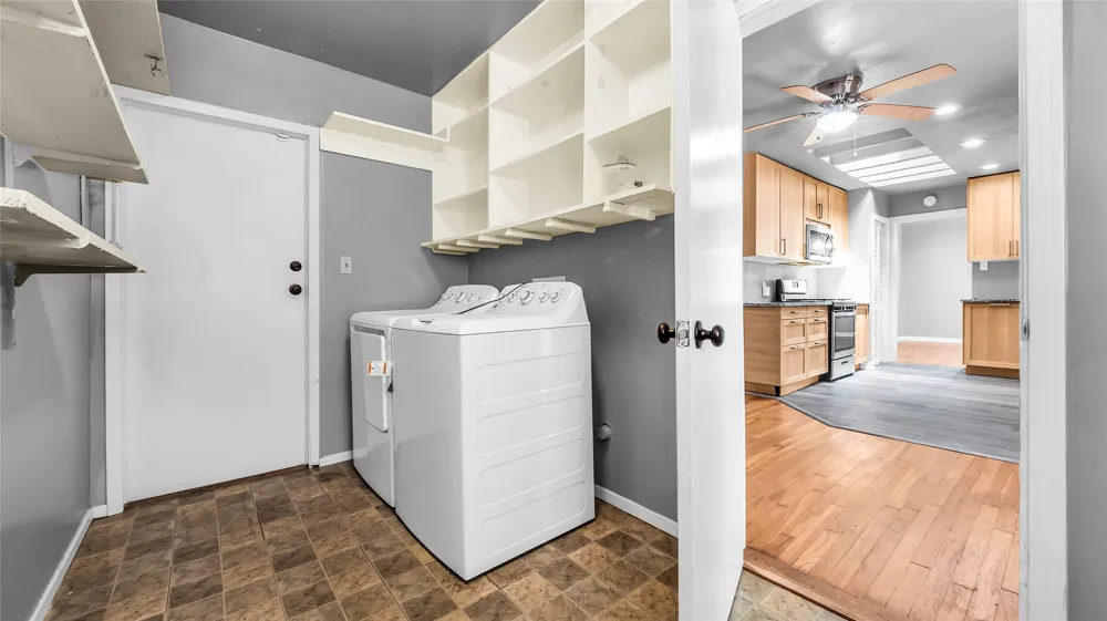1528 W Day Street Denison, TX 75020
