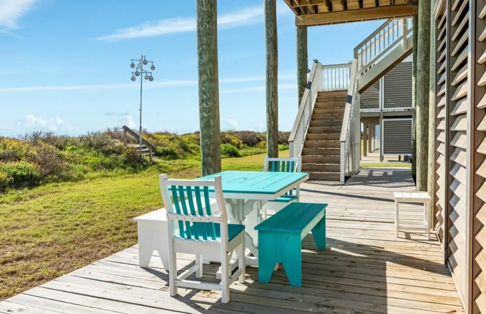 16627 Jamaica Beach Road Galveston, TX 77554