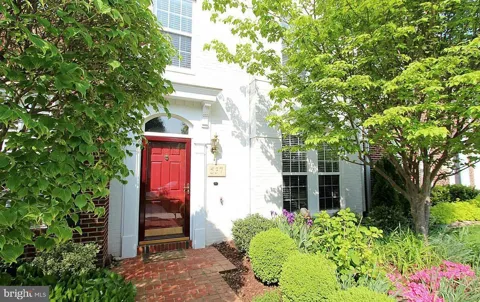 537 LONGHORN CRESCENT