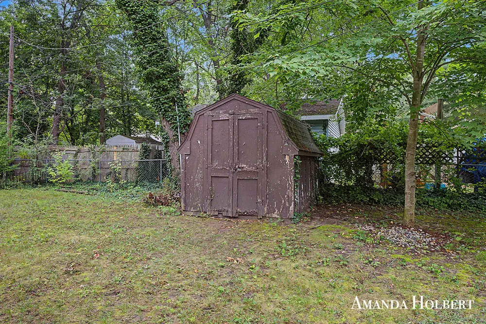230 Shonat Street Muskegon, MI 49442