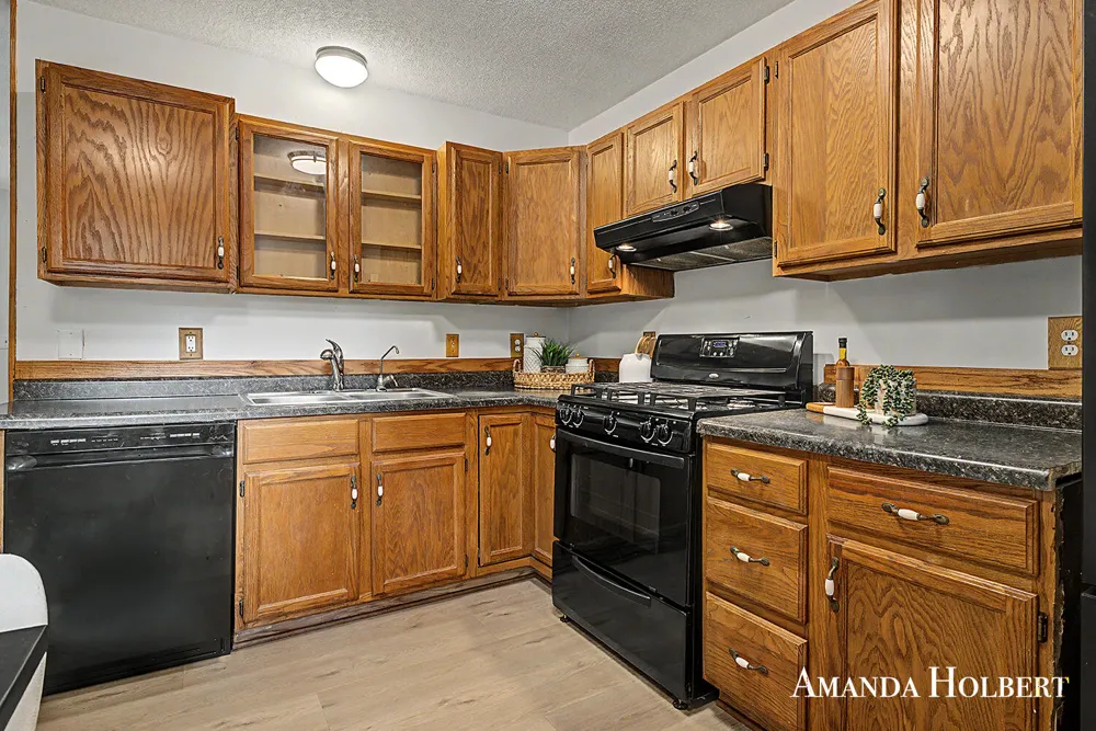 230 Shonat Street Muskegon, MI 49442
