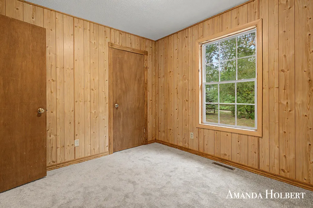 230 Shonat Street Muskegon, MI 49442