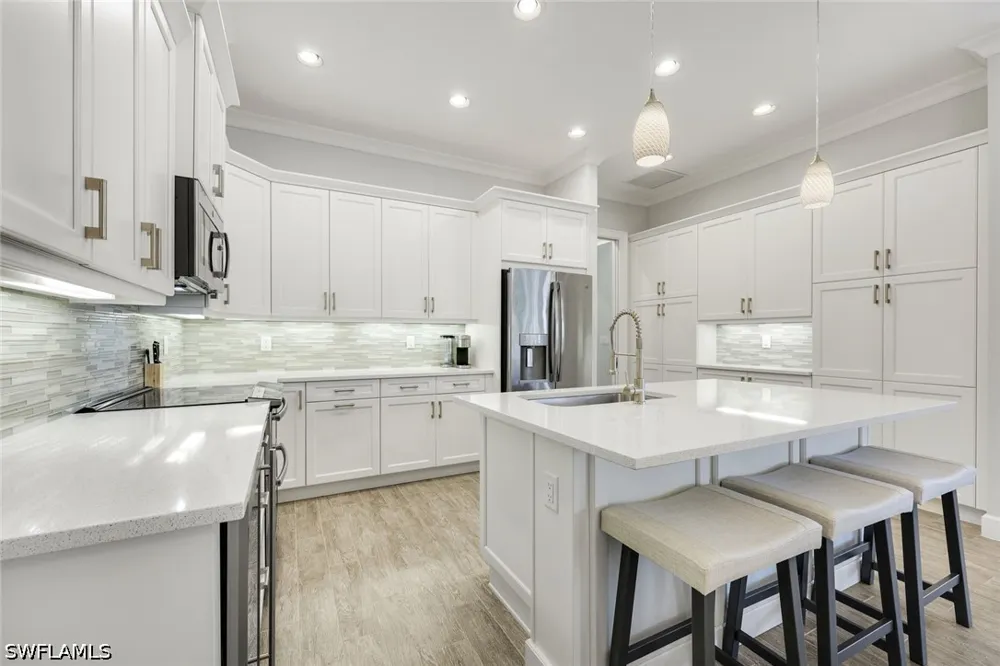 Highbourne Drive Naples, FL 34113
