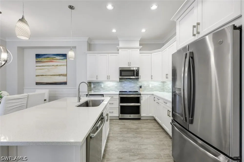 Highbourne Drive Naples, FL 34113