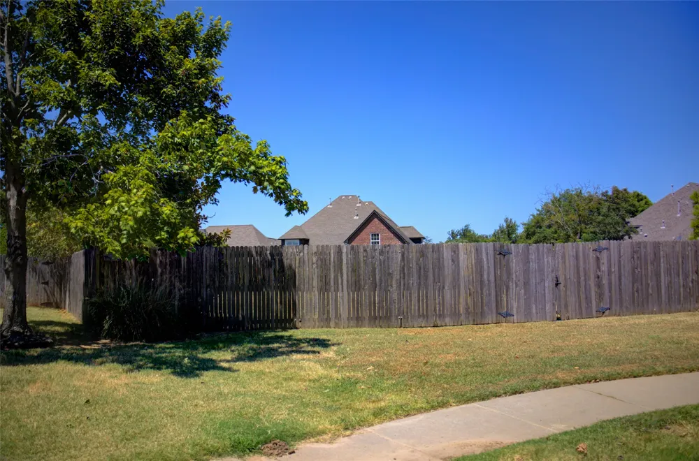 7902 E Commercial Street Broken Arrow, OK 74014