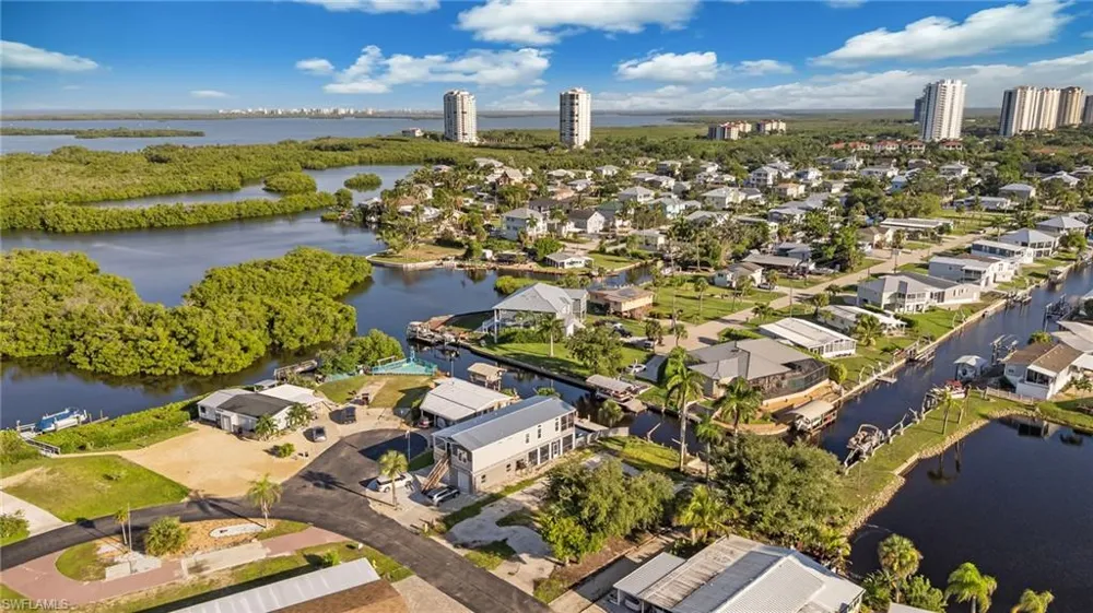 4797 Tahiti Drive Bonita Springs, FL 34134