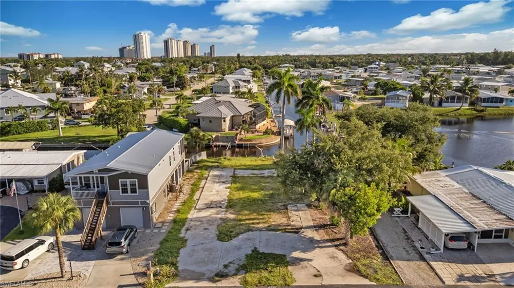 4797 Tahiti Drive Bonita Springs, FL 34134