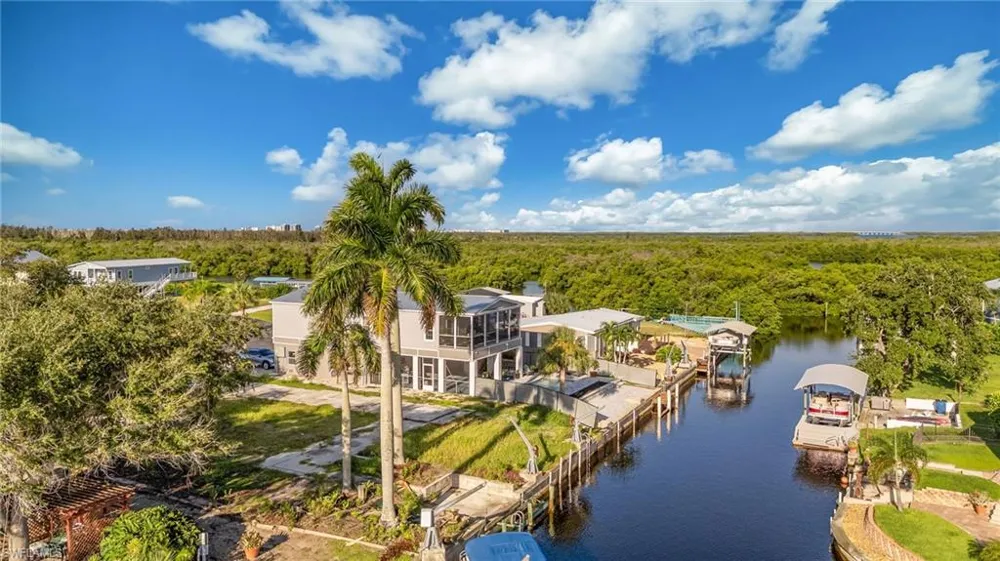 4797 Tahiti Drive Bonita Springs, FL 34134