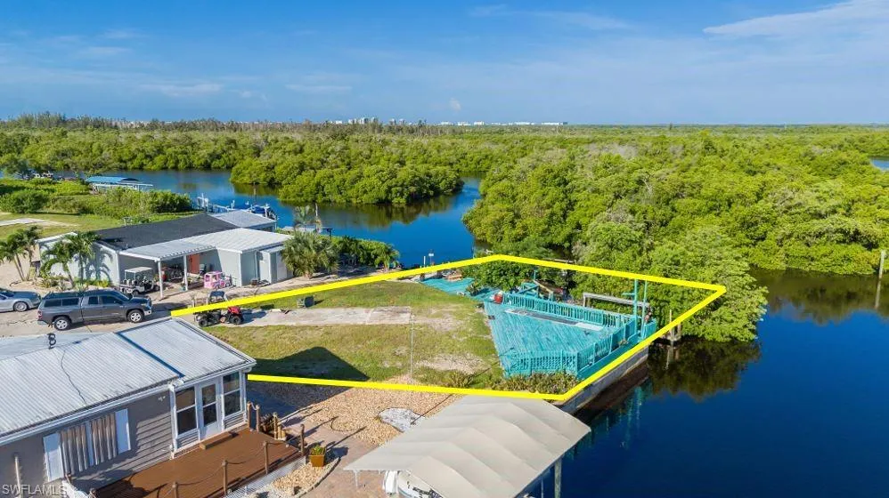 4785 Mali Court Bonita Springs, FL 34134