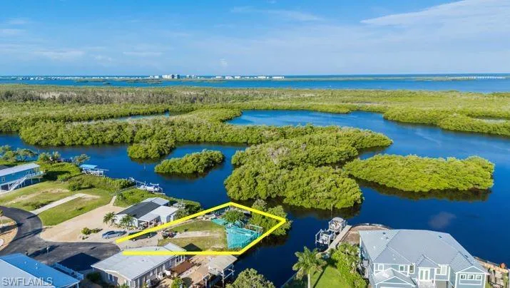 4785 Mali Court Bonita Springs, FL 34134