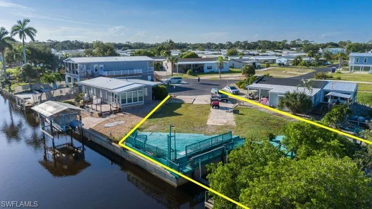 4785 Mali Court Bonita Springs, FL 34134