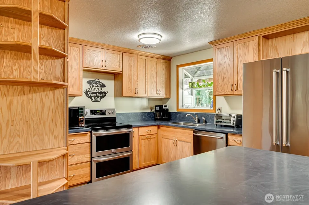 1004 NE 84th Avenue Vancouver, WA 98664
